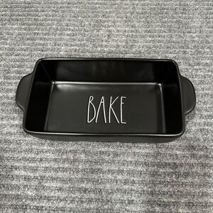 Rae Dunn “bread” pan!